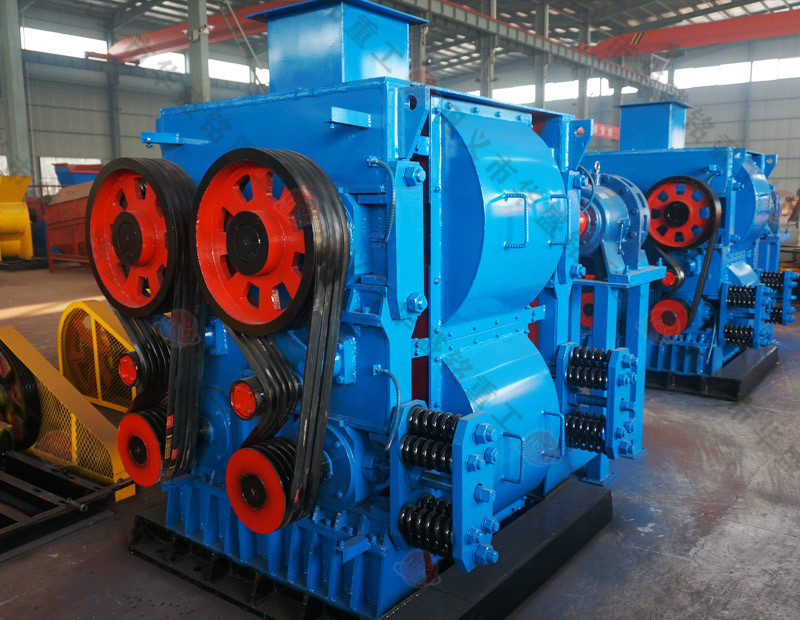 石英石 四辊破碎机 乐鱼网站_乐鱼(中国)重工