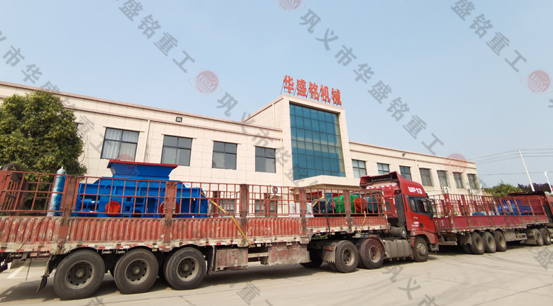 乐鱼网站_乐鱼(中国)液压对辊制砂机发往云南